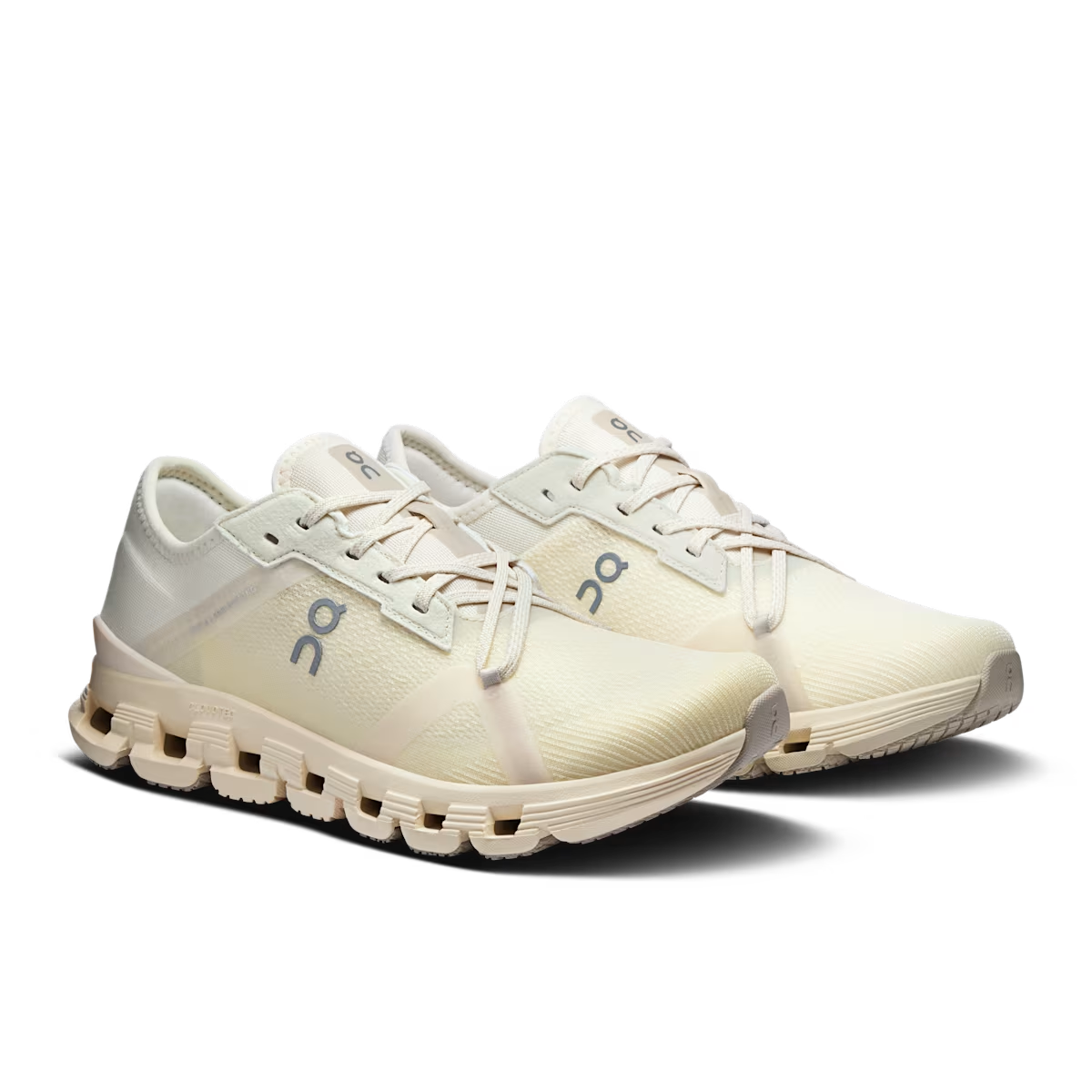 CLOUDX 4 AD WOMEN ON RUNNING SHOES